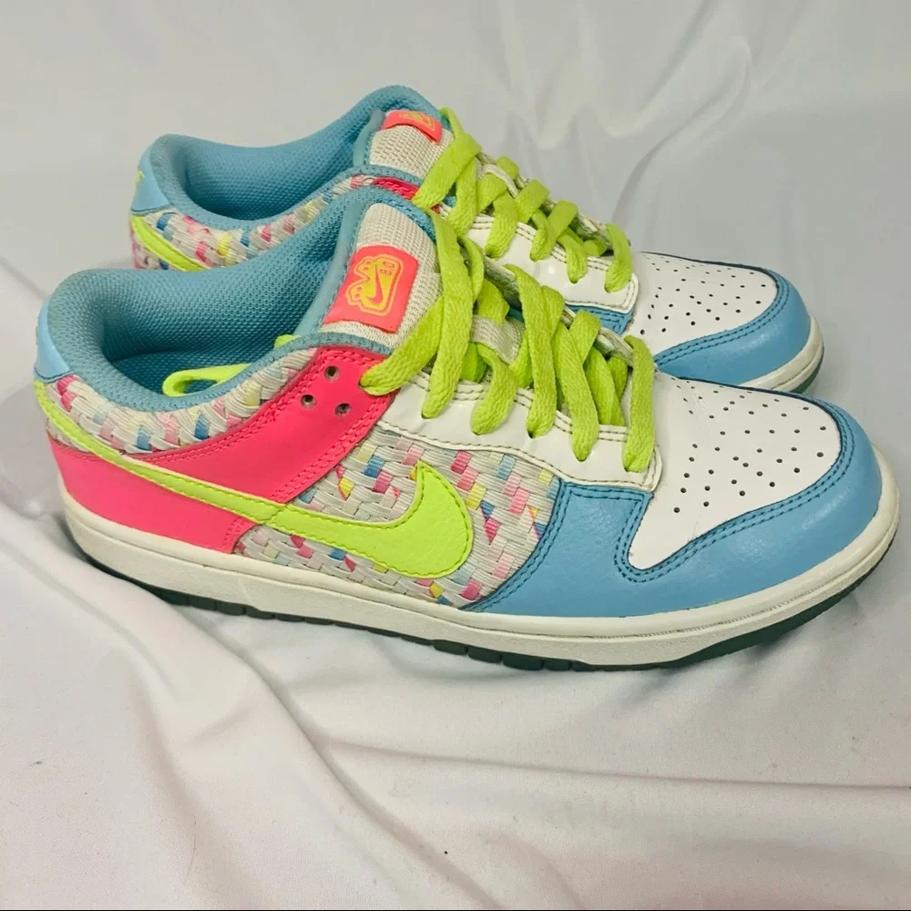 Nike 6.0 Dunk Low Top Neon‎ Lifestyle